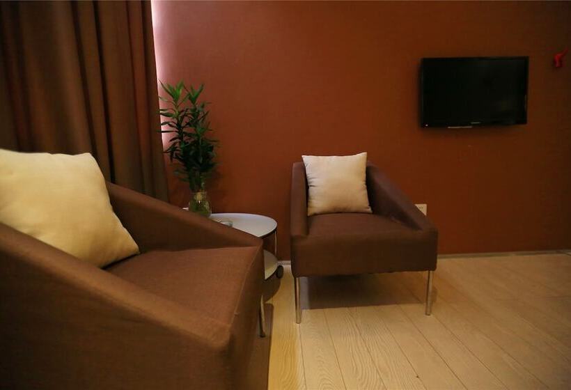 اتاق لوکس, Shenzhen Dongmen Colour