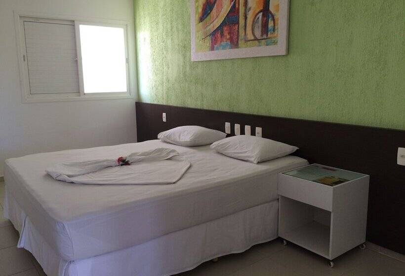 标准间, Des Basques