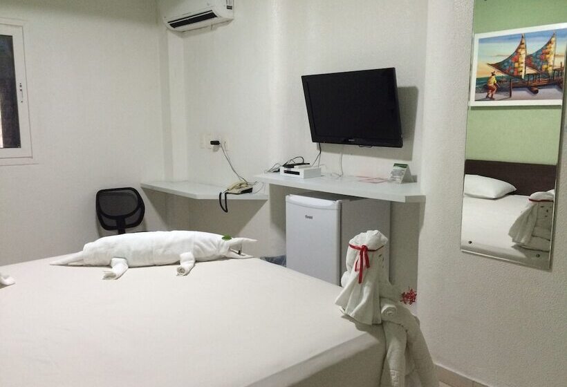 标准间, Des Basques