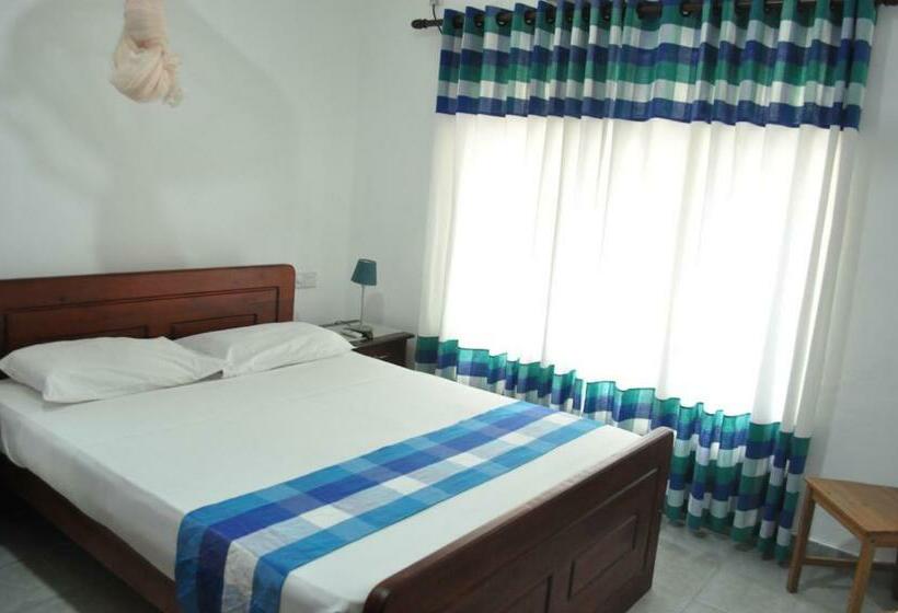 חדר סטנדרט, Dions Guest House