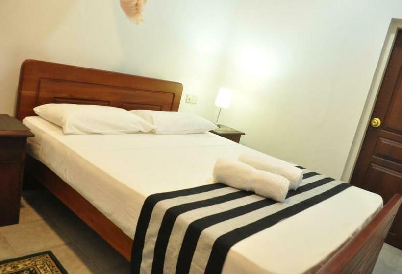 חדר סטנדרט, Dions Guest House