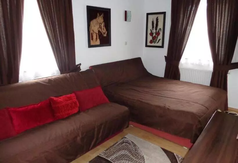 اتاق استاندارد, Manastir Berovo