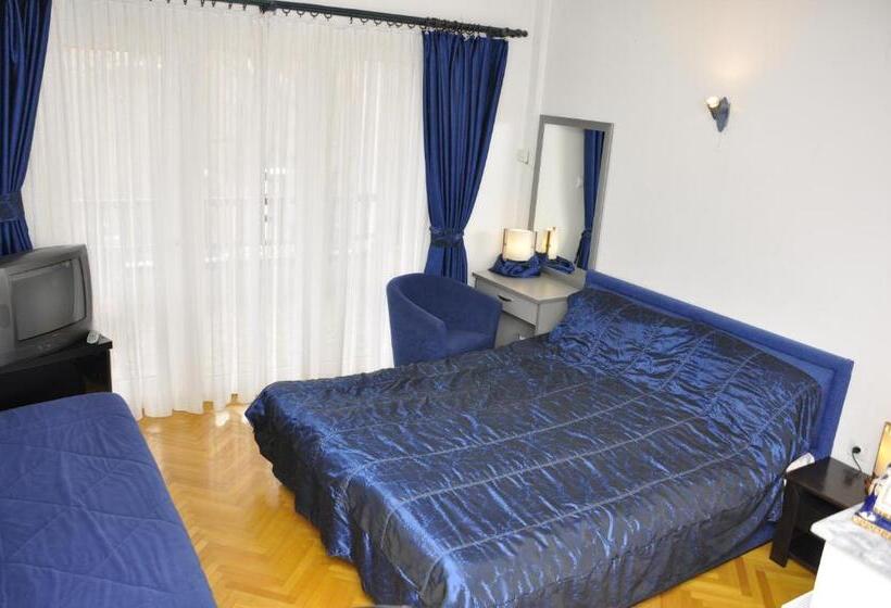 استودیو استاندارد با بالکن, Manastir Berovo