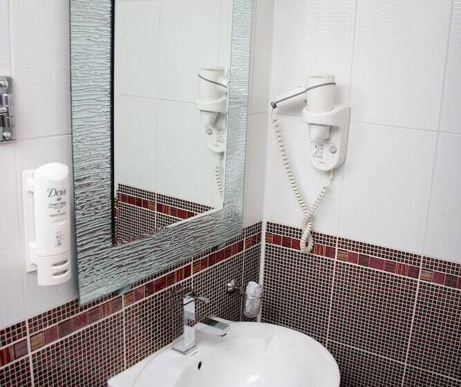 اتاق استاندارد, Super 8