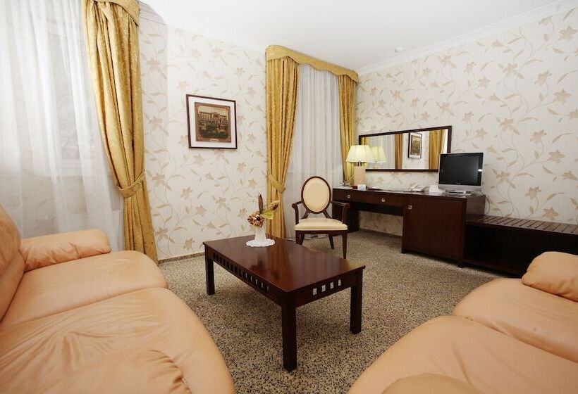 سوییت, Villa Glamour