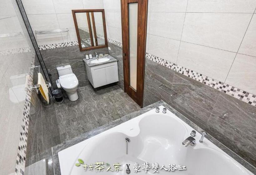 اتاق لوکس, Alishan Hinoki B&b