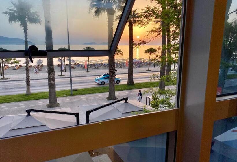 바다 전망 디럭스 3인룸, Elmar