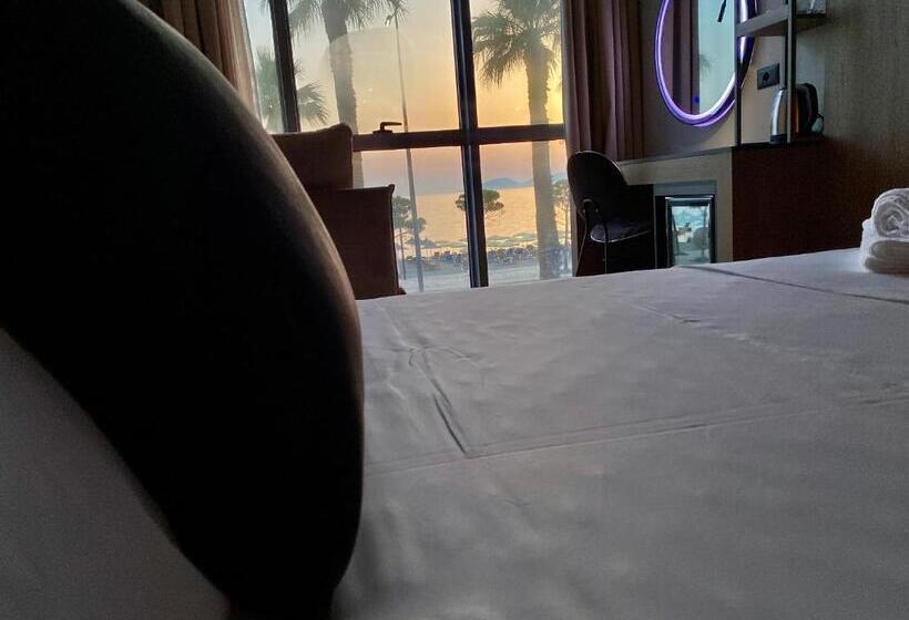 바다 전망 디럭스 3인룸, Elmar