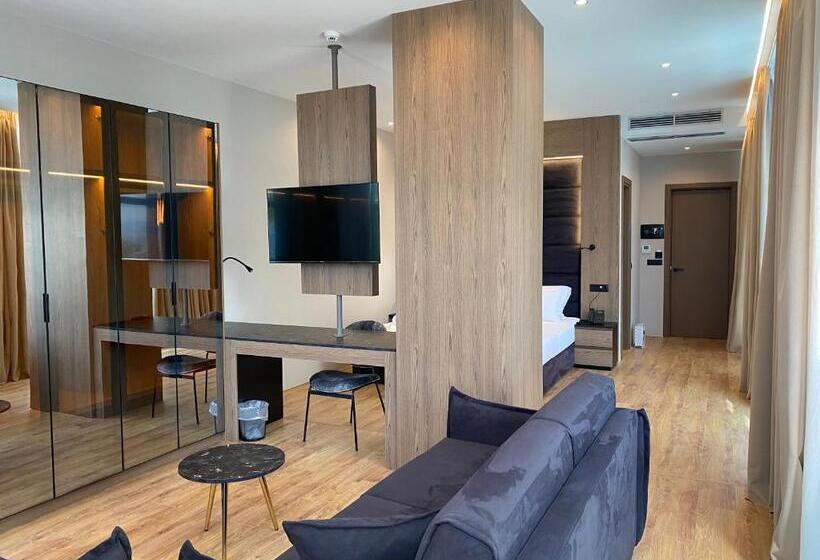 주니어 스위트 바다 전망, Elmar