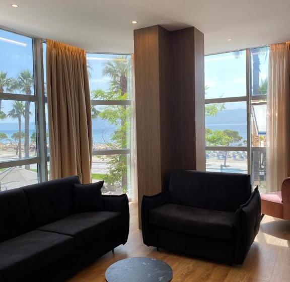 주니어 스위트 바다 전망, Elmar