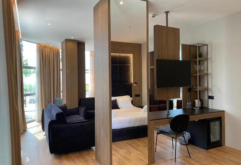 주니어 스위트 바다 전망, Elmar