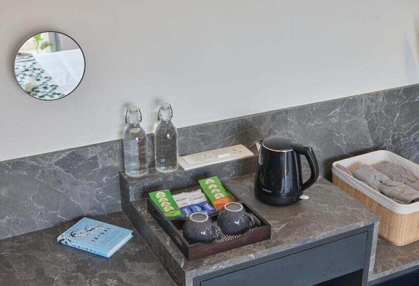 Полулюкс с Балконом, Poshtel Vns