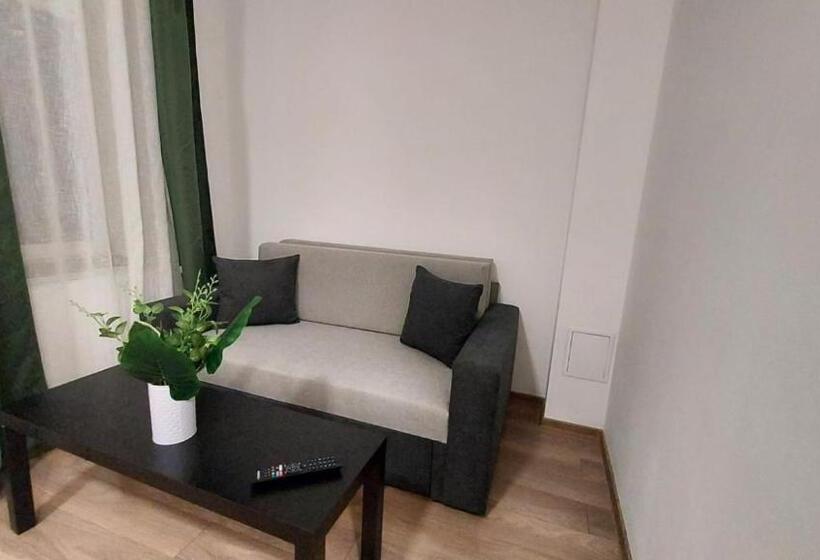 带大床的标准工作室, Zakarias Apartments