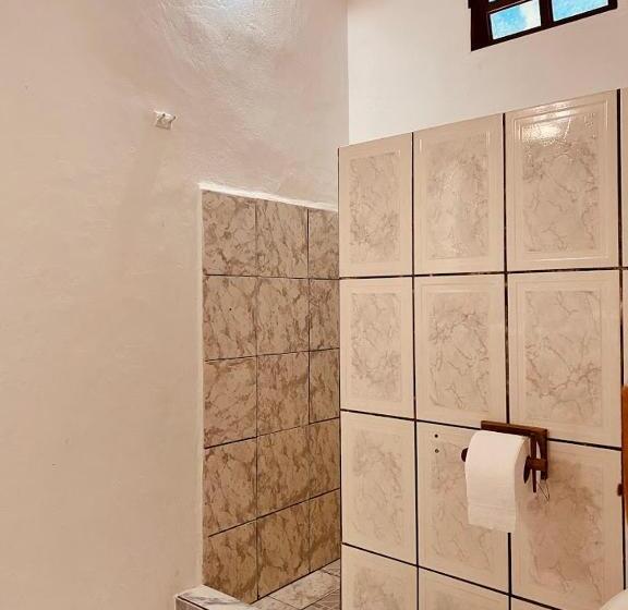 סוויטה, Pousada Vila Dendê