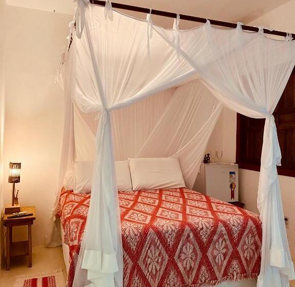 סוויטה, Pousada Vila Dendê