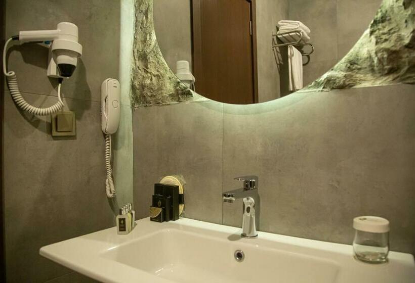 غرفة قياسية, The Erzurum