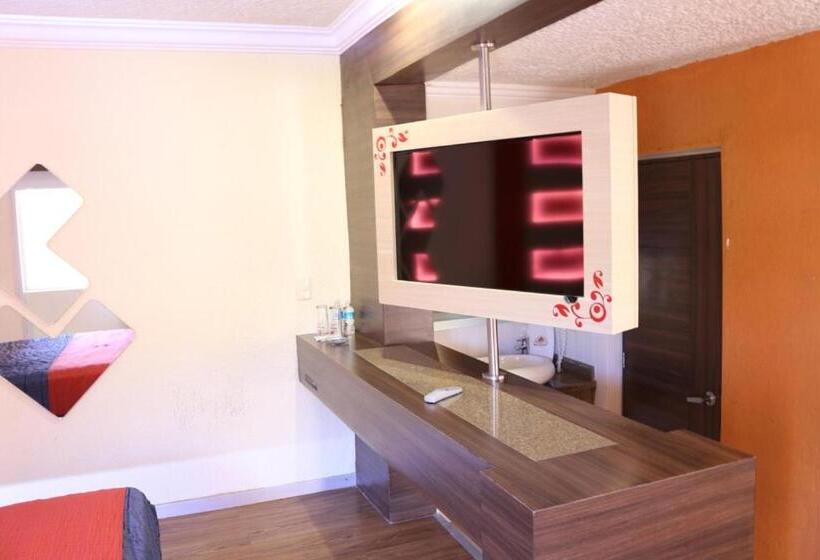 اتاق لوکس, Motel Primavera