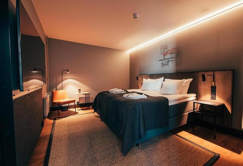 غرفة إدارية سرير كينج, Clarion Hotel Mestari