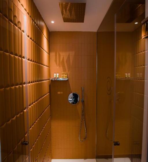 סוויטה, La Corte Del Fante