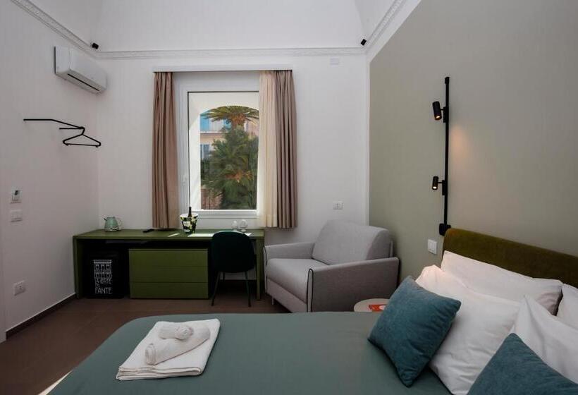 스위트, La Corte Del Fante