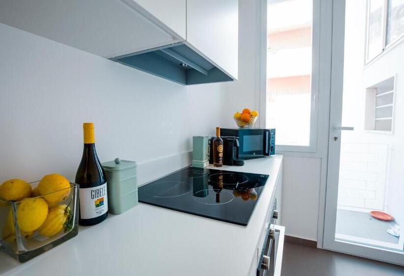 חדר דלוקס, La Corte Del Fante