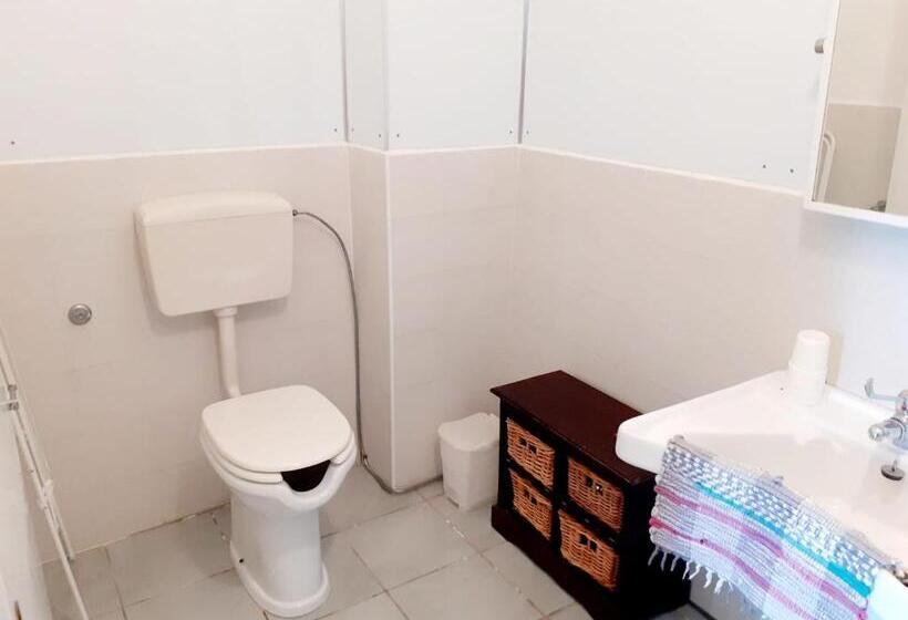 غرفة قياسية داخلية, Casale Praia