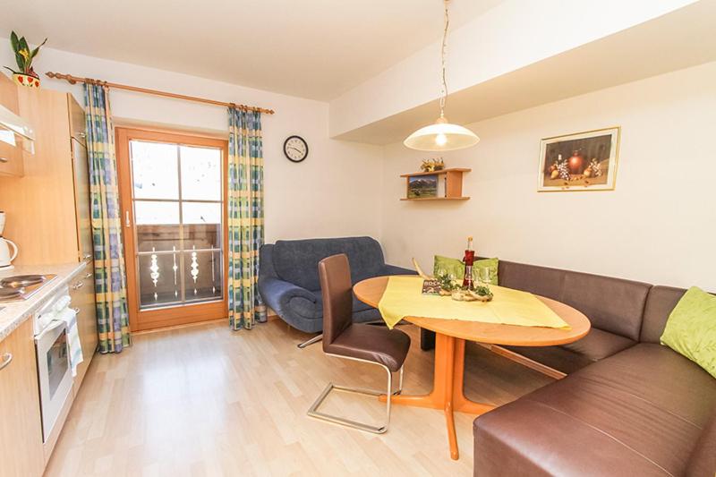 غرفة عائلية, Berghof