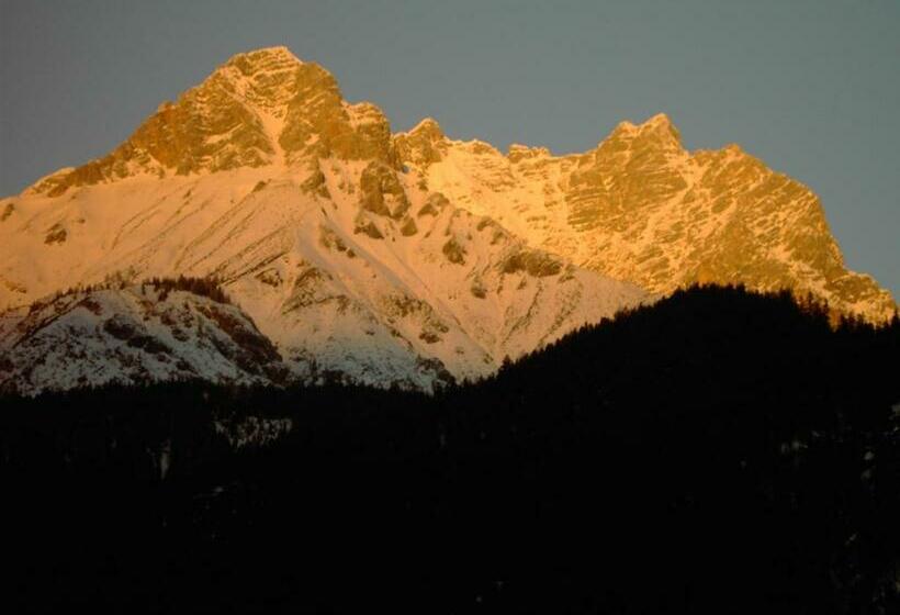 غرفة سوبيريور عائلية, Berghof