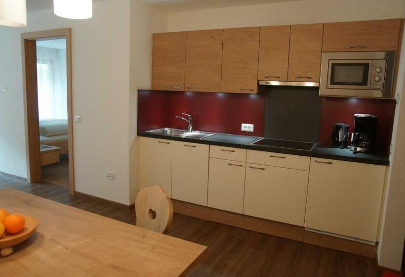 带1个卧室的带阳台的公寓, Zangerlehof