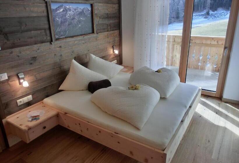 带1个卧室的带阳台的公寓, Zangerlehof