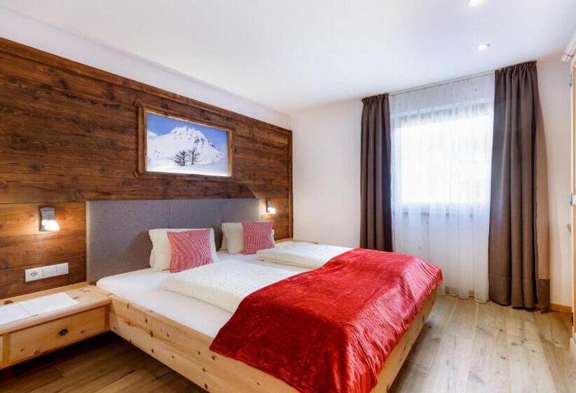 带1个卧室的带阳台的公寓, Zangerlehof