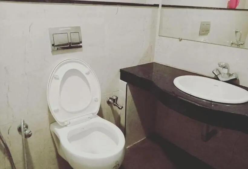 デラックスルーム, Swiss Cottage