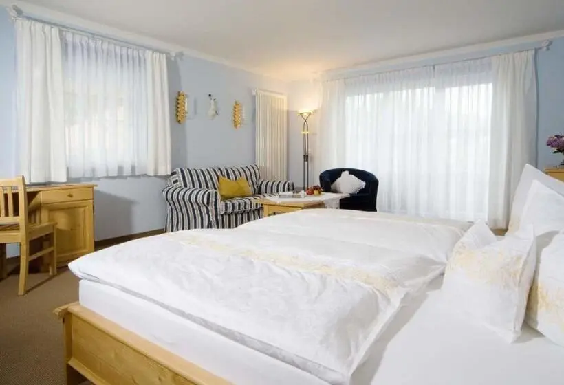 Juniorsviitti Parveke, Pension Landhaus Hochfeld