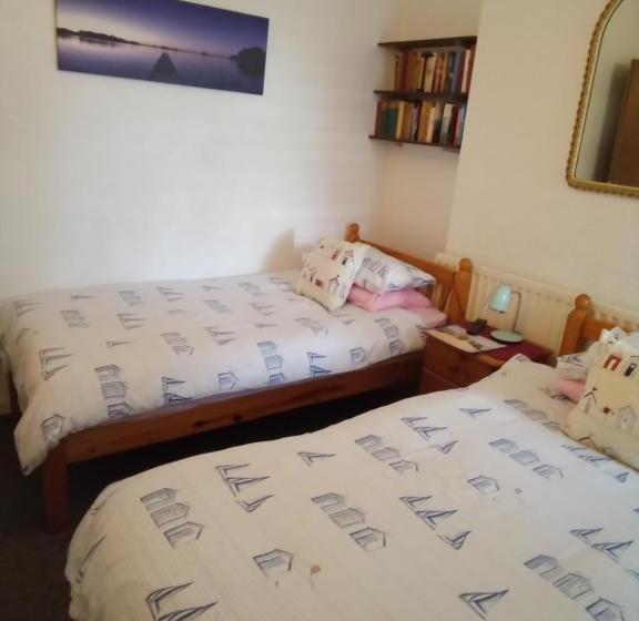 اتاق استاندارد برای معلولان, Applebys Guest House