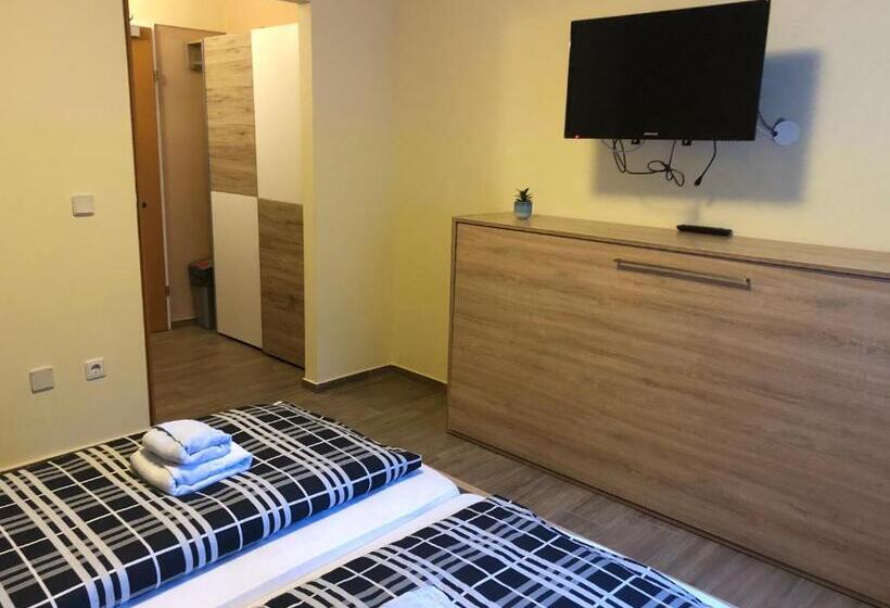 غرفة ديلوكس, Alpenklub