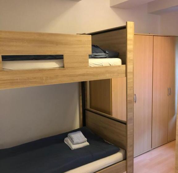 غرفة قياسية رباعية, Alpenklub