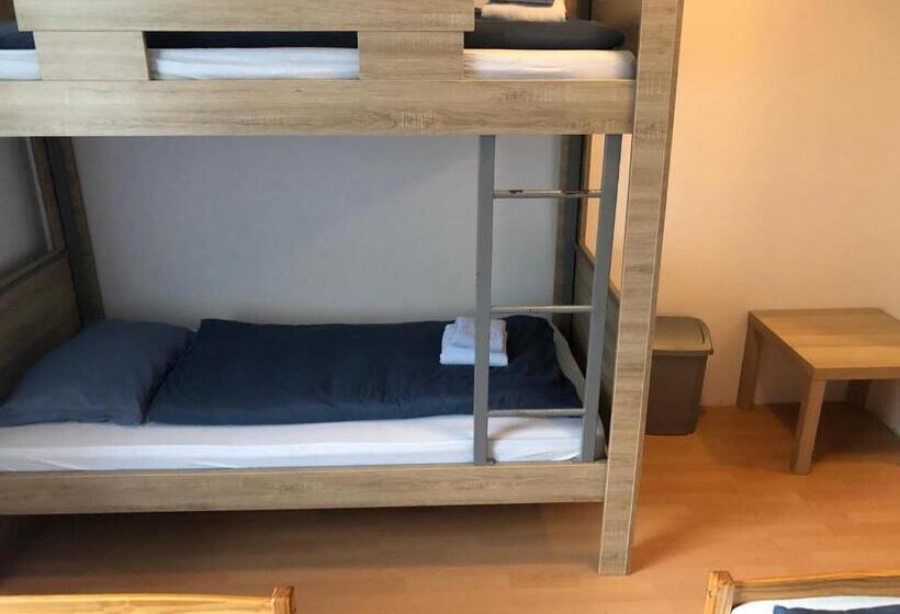 غرفة قياسية رباعية, Alpenklub