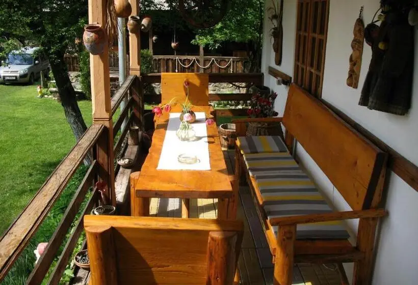 スタンダード４人部屋, Casa Rustica Oltenia