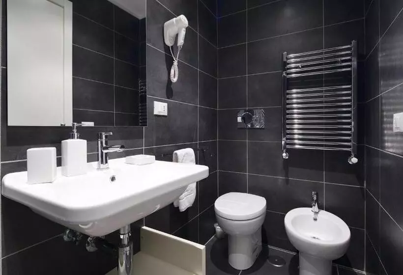 Basic-huone, Nearhome Smart Suites Guest House