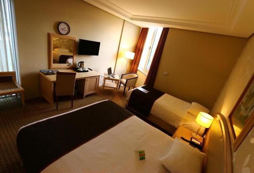 スタンダードトリプルルーム, Emexotel Kocaeli