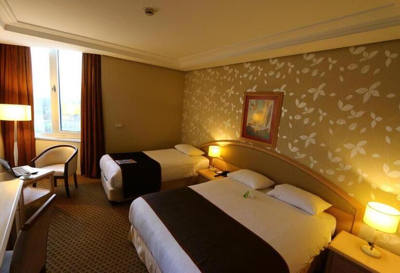 スタンダードトリプルルーム, Emexotel Kocaeli