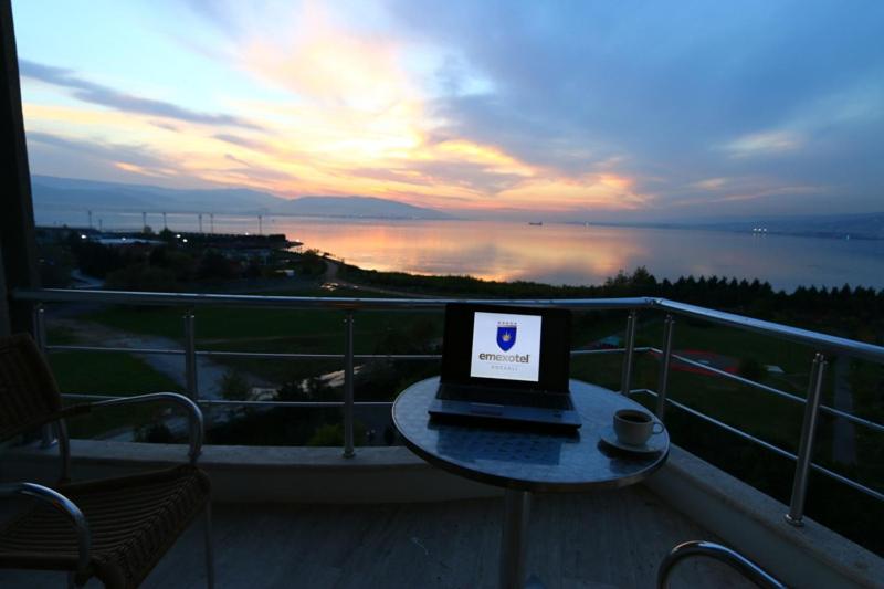 バルコニー付スイート, Emexotel Kocaeli