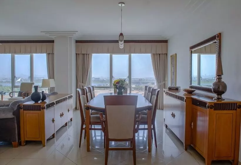3 Bedroom Apartment