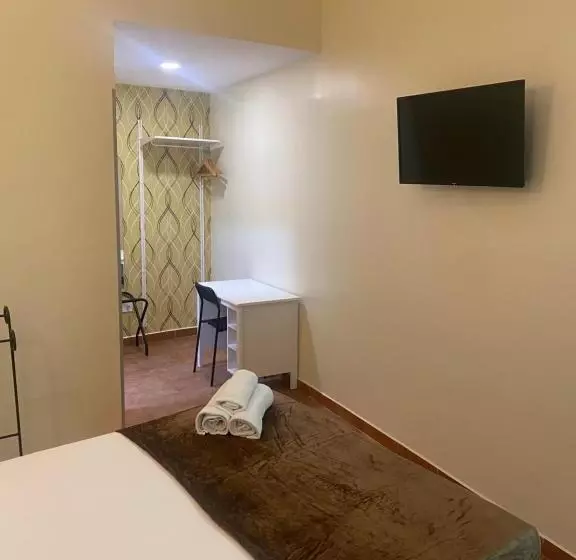اتاق استاندارد, Hostal Alaska