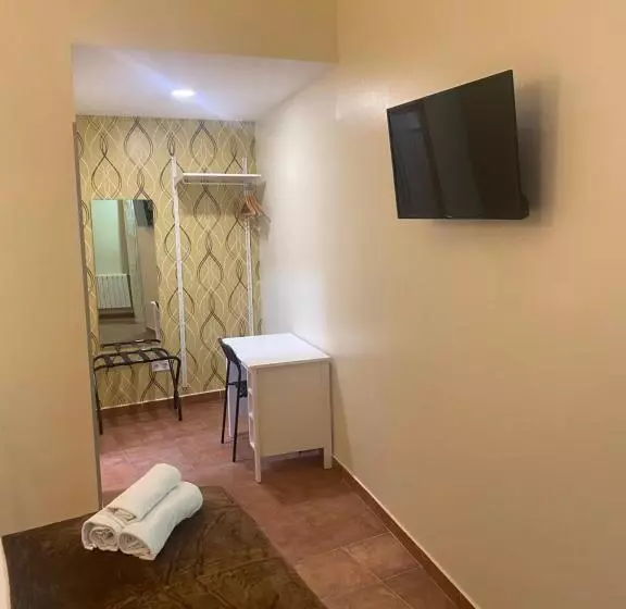 اتاق استاندارد, Hostal Alaska