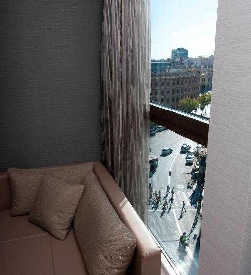 غرفة قياسية مطلة على المدينة, SH Colón Valencia