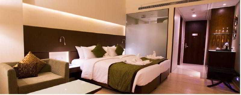 غرفة بريميوم, SH Colón Valencia