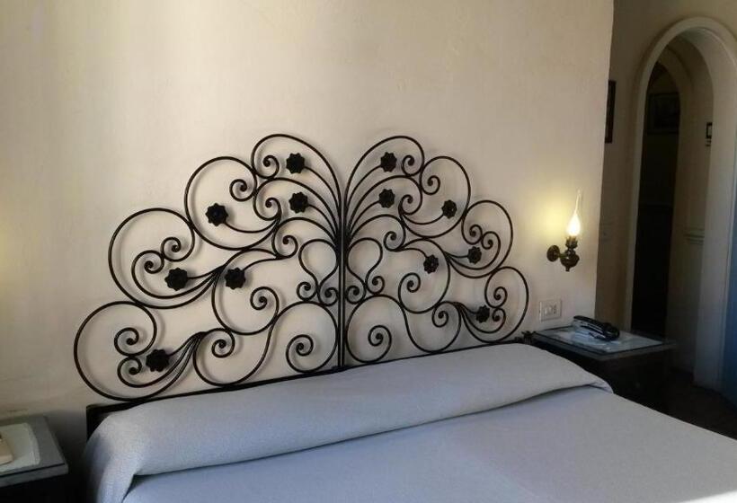 חדר סטנדרט, Andreina