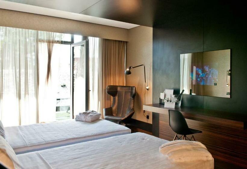 غرفة قياسية مزودة بجاكوزى, Evidencia Belverde