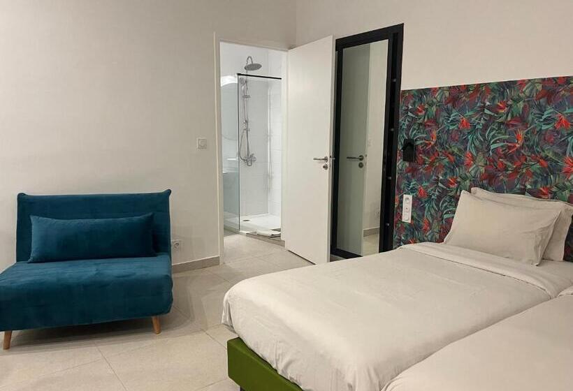 اتاق سوپریور با چشمانداز شهر, Ganalé Hôtel